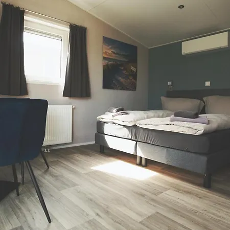 Lodgepark Goitzsche Gmbh 假日公园 3*